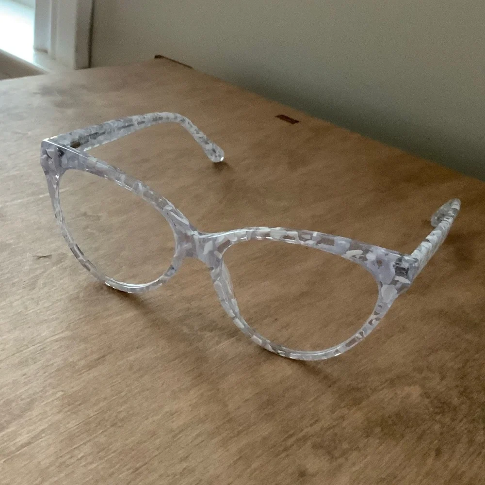 Cay eyeglass frames - Picture 2 of 2